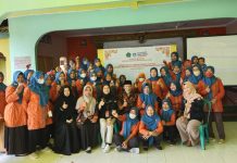 Pendampingan dan Penerapan Teknologi Tepat Guna untuk Mengolah Limbah Minyak Goreng Bagi Kelompok PKK Desa Pesanggrahan