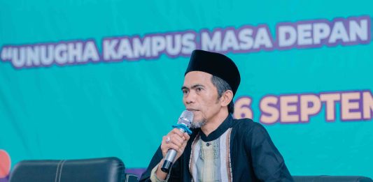 Membangun Karakter Mahasiswa Berjiwa Al-Ghazali: Inspirasi dari K.H. Ahmed Shoim El Amin di PKKMB UNUGHA 2024